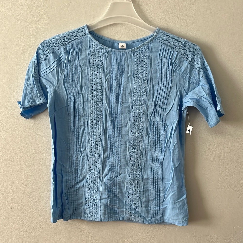 Old Navy Lace Top